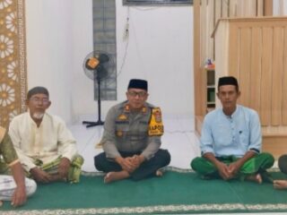 Kapolsek Poso Pesisir, AKP Risdiyanto memimpin langsung kegiatan tatap muka Bersama Tokoh Masyarakat