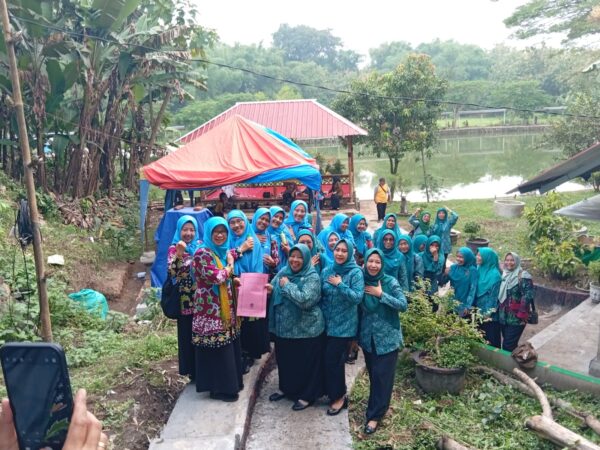 Penilaian Lomba Desa dan PKK desa Geplak di Kedepankan Inovasi "Embung Mbud" dan Penguatan Karakter Generasi Emas