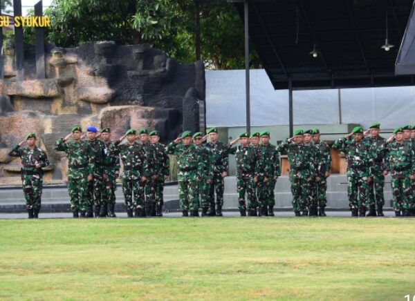 Bangun Disiplin dan Loyalitas, Kodam XXIII/Palaka Wira Gelar Upacara Bendera Mingguan Awal April